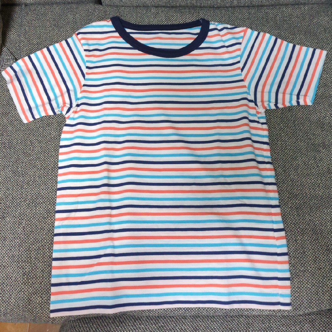 GU(ジーユー)のGU 子供 半袖 キッズ/ベビー/マタニティのキッズ服男の子用(90cm~)(Tシャツ/カットソー)の商品写真