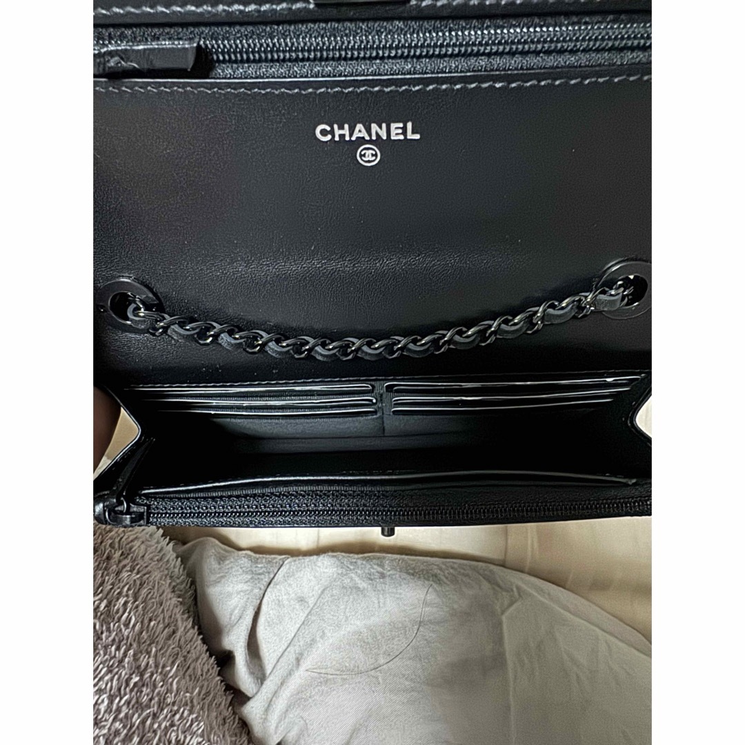 CHANEL(シャネル)の新品　未使用　CHANELチェーンウォレット レディースのバッグ(ショルダーバッグ)の商品写真