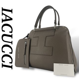 イアクッチ(IACUCCI)のIACUCCI  イアクッチ　ハンドバッグ　ギブリ　デカロゴ　グレージュ　シボ革(トートバッグ)