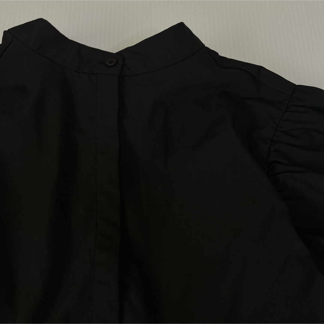 BASEMENT(ベースメント)のベースメントオンライン バックリボンフレアブラウス ブラック F レディースのトップス(シャツ/ブラウス(半袖/袖なし))の商品写真