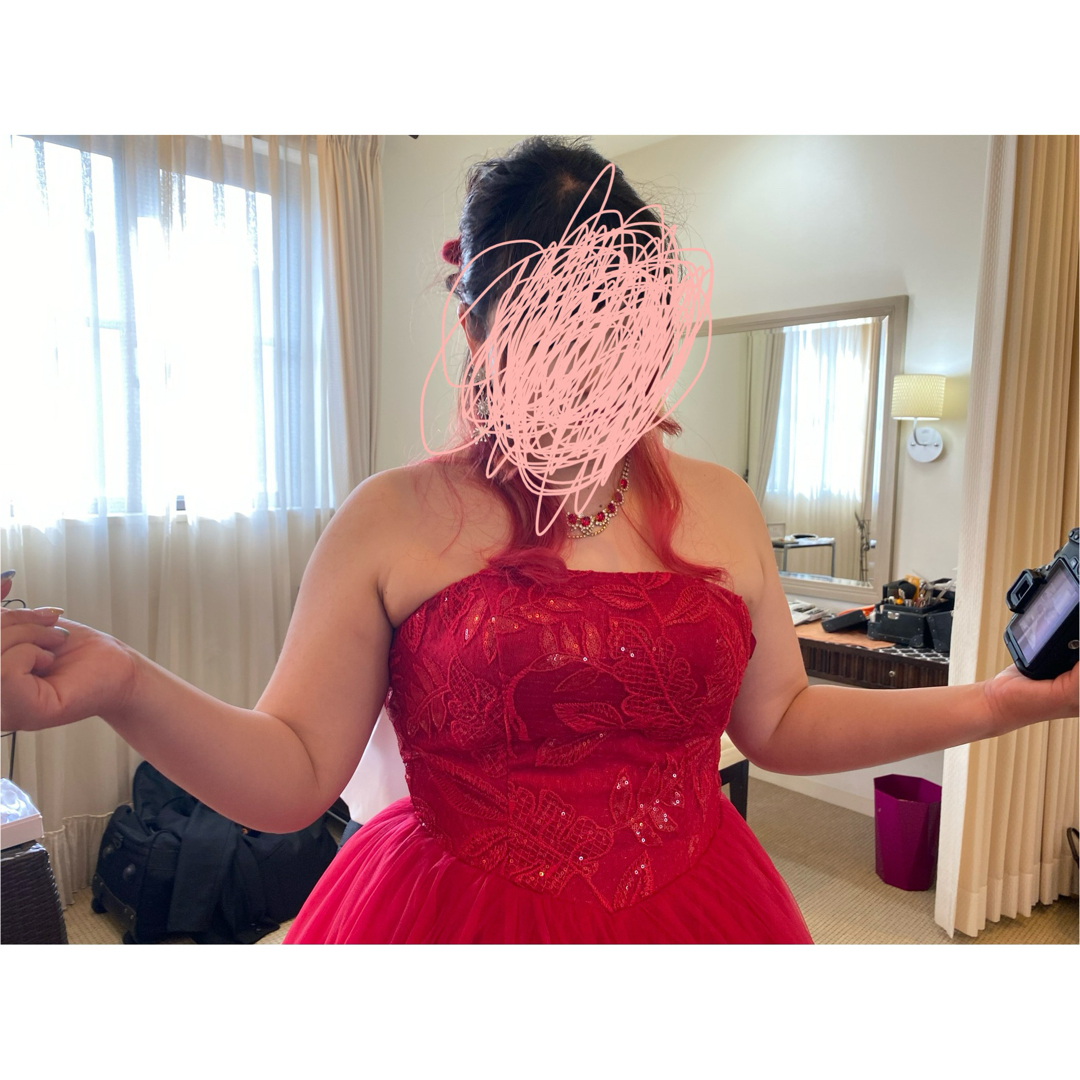 ウェディングドレス（赤） レディースのフォーマル/ドレス(ウェディングドレス)の商品写真
