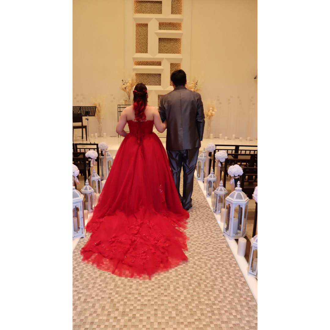 ウェディングドレス（赤） レディースのフォーマル/ドレス(ウェディングドレス)の商品写真