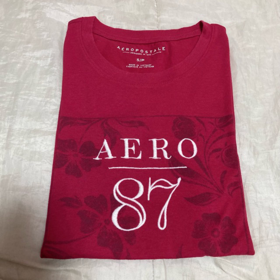 AEROPOSTALE(エアロポステール)の美品☆エアロポステールＴシャツ2着セットSグリーン赤アバクロンビー&フィッチ レディースのトップス(Tシャツ(半袖/袖なし))の商品写真