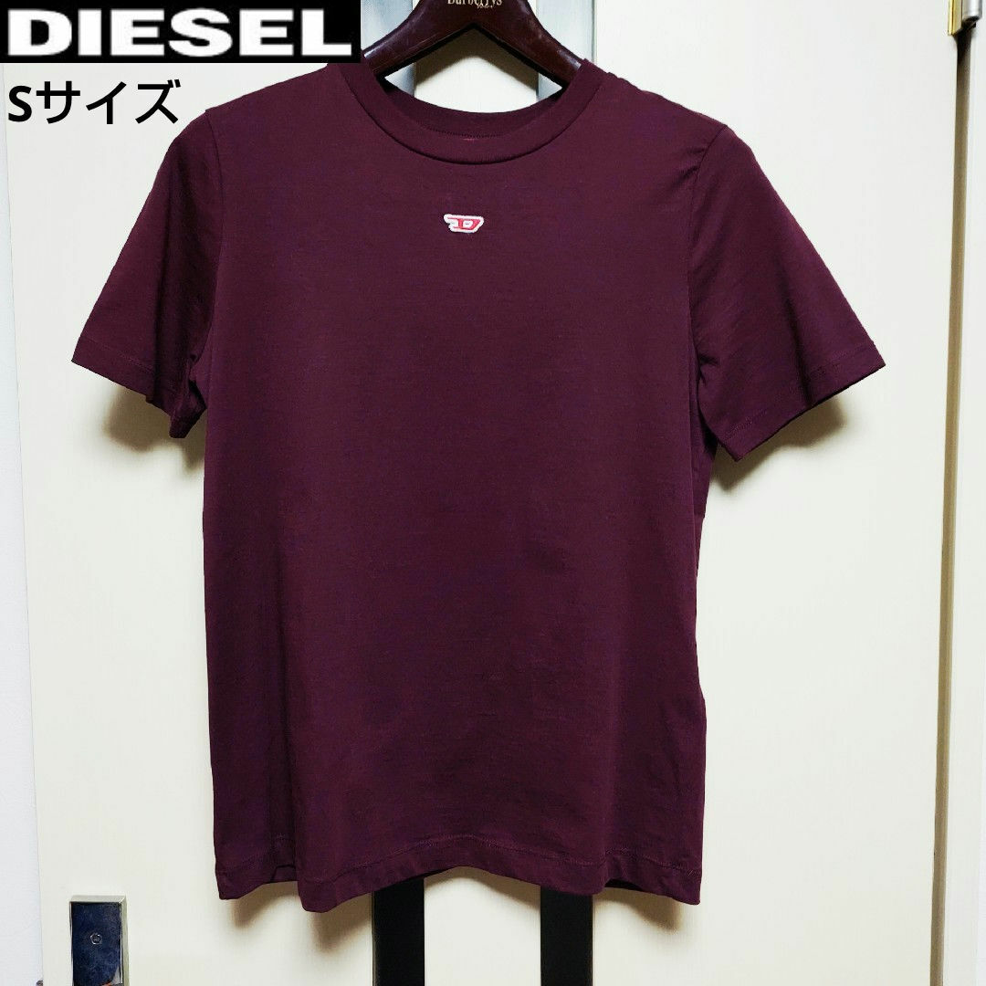 DIESEL(ディーゼル)のDIESEL ボルドー Tシャツ レディースのトップス(Tシャツ(半袖/袖なし))の商品写真