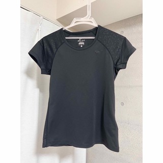 ナイキ(NIKE)のNIKE  トレーニングウェア　Tシャツ　ブラック　Sサイズ(Tシャツ/カットソー(半袖/袖なし))