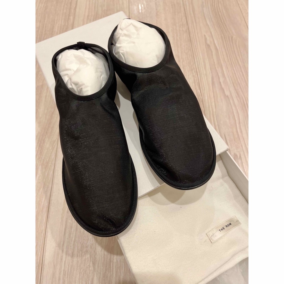 THE ROW - 新品 未使用 THE ROW SOCK シューズ 38 黒の通販 by THE ROW - 新品 未使用 THE ROW SOCK シューズ 38 黒の通販 by