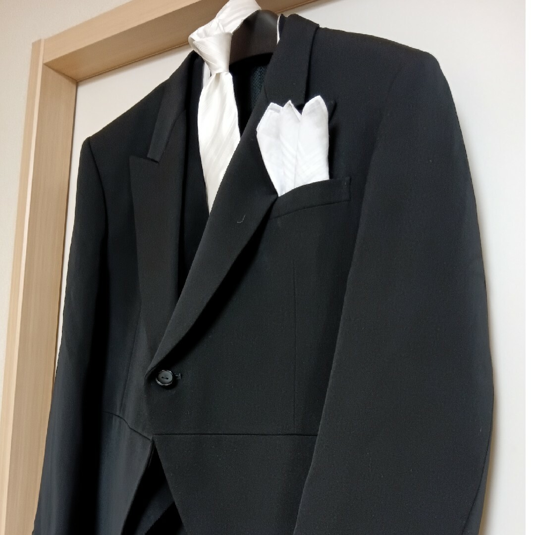 美品フルセット　結婚式父親モーニングスーツコート燕尾服　ウイングカラーシャツ付 メンズのスーツ(セットアップ)の商品写真