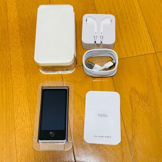 アップル(Apple)の【新品同様品】iPod nano 第7世代 スペースグレー(ポータブルプレーヤー)