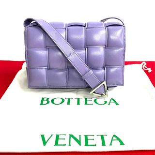 ボッテガヴェネタ(Bottega Veneta)の未使用保管品 袋付 BOTTEGA VENETA ボッテガヴェネタ パデット カセット レザー 本革 ミニ ショルダーバッグ ポシェット パープル 33826(ショルダーバッグ)