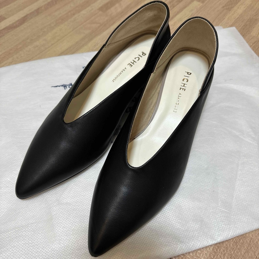 ピシェアバハウス カラーヒールポインテッド パンプス ピシェアバハウス カラーヒールポインテッド パンプス