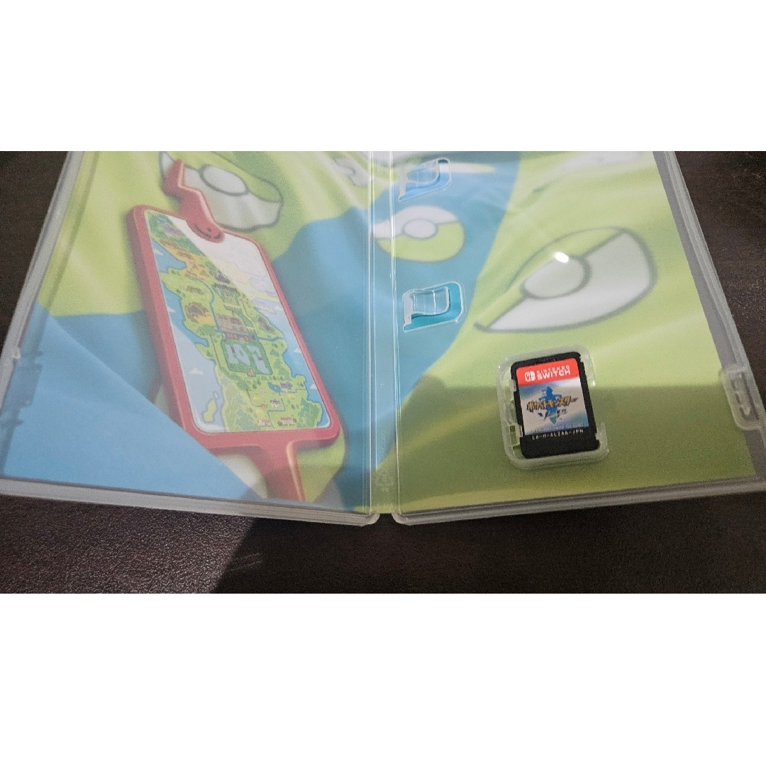 Nintendo Switch(ニンテンドースイッチ)のニンテンドースイッチ　ポケットモンスター ソード エンタメ/ホビーのゲームソフト/ゲーム機本体(携帯用ゲームソフト)の商品写真