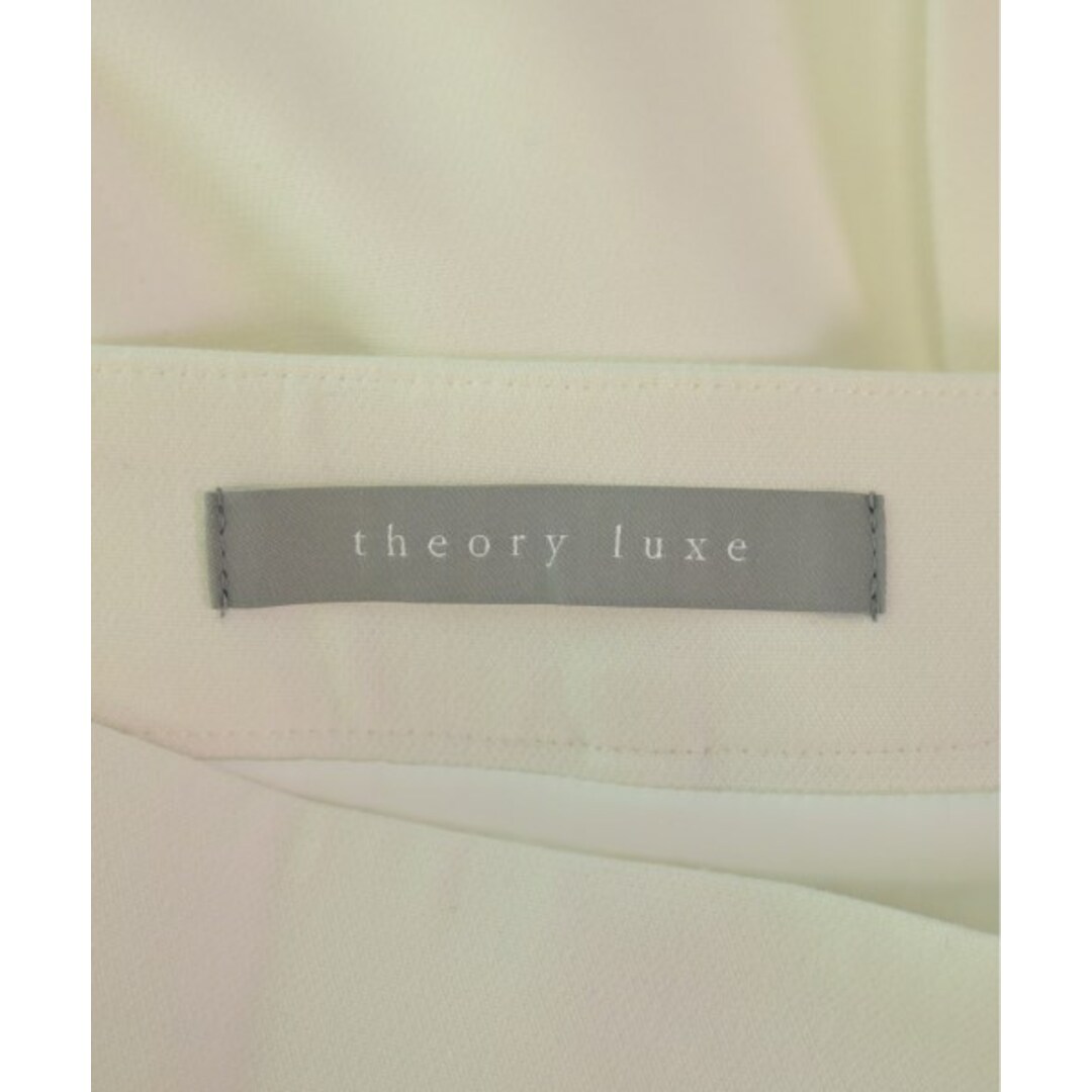 Theory luxe(セオリーリュクス)のtheory luxe ロング・マキシ丈スカート 36(S位) 白 【古着】【中古】 レディースのスカート(ロングスカート)の商品写真