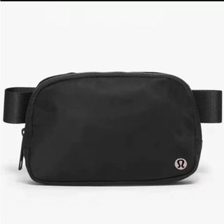 lululemonベルトバッグ ルルレモンバッグ　ブラック(その他)