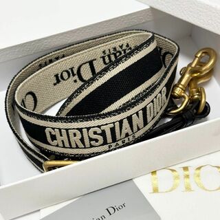 Christian Dior - 未使用保管品✨DIOR　ショルダーストラップ　エンブロイダリー　新型　124cm