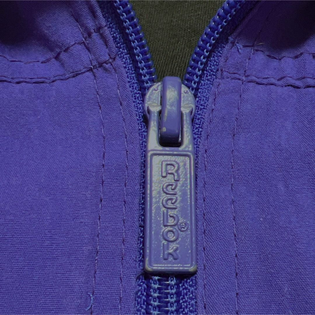Reebok(リーボック)のReebok ブルゾン ロゴ刺繍 ブルー 群青色 XL メンズのジャケット/アウター(ブルゾン)の商品写真