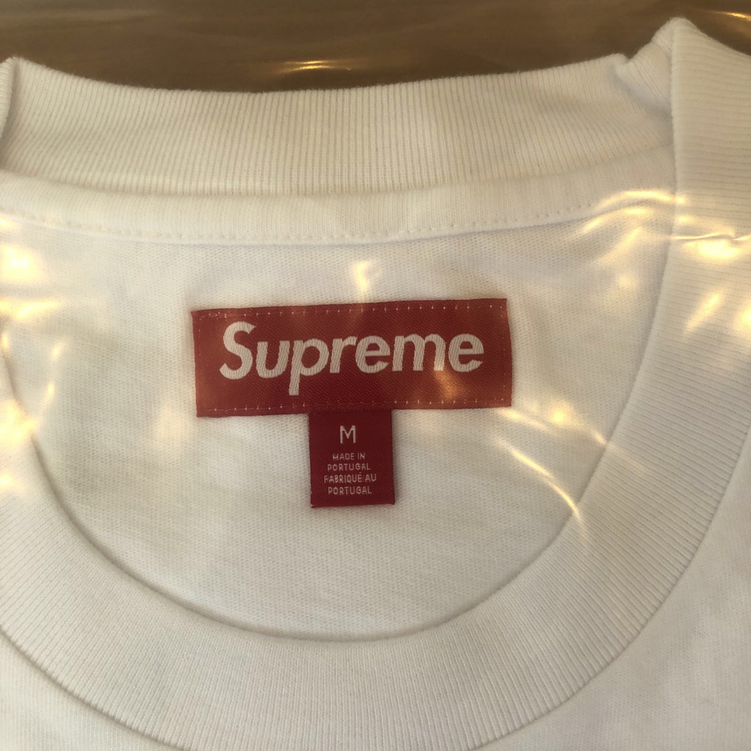 Supreme(シュプリーム)の新品　supreme classic logo tee 白　M メンズのトップス(Tシャツ/カットソー(半袖/袖なし))の商品写真