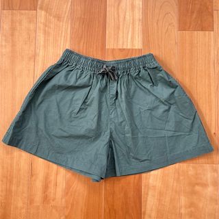 ユニクロ(UNIQLO)の美品　ユニクロ　キッズ　ショートパンツ  カーキ(パンツ/スパッツ)