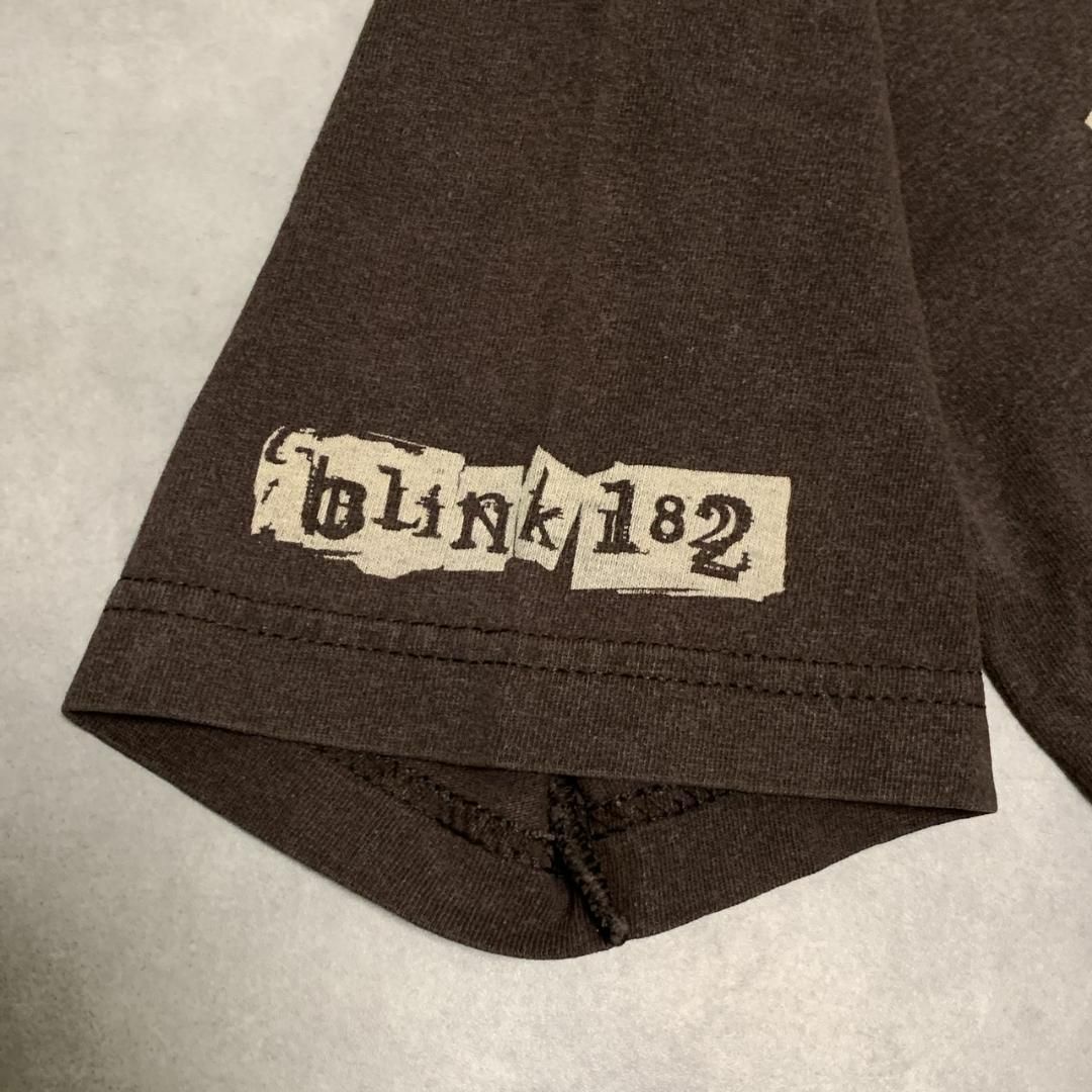 【BLINK182】ブリンク182 ダークブラウン Tシャツ Sサイズ バンドT メンズのトップス(Tシャツ/カットソー(半袖/袖なし))の商品写真