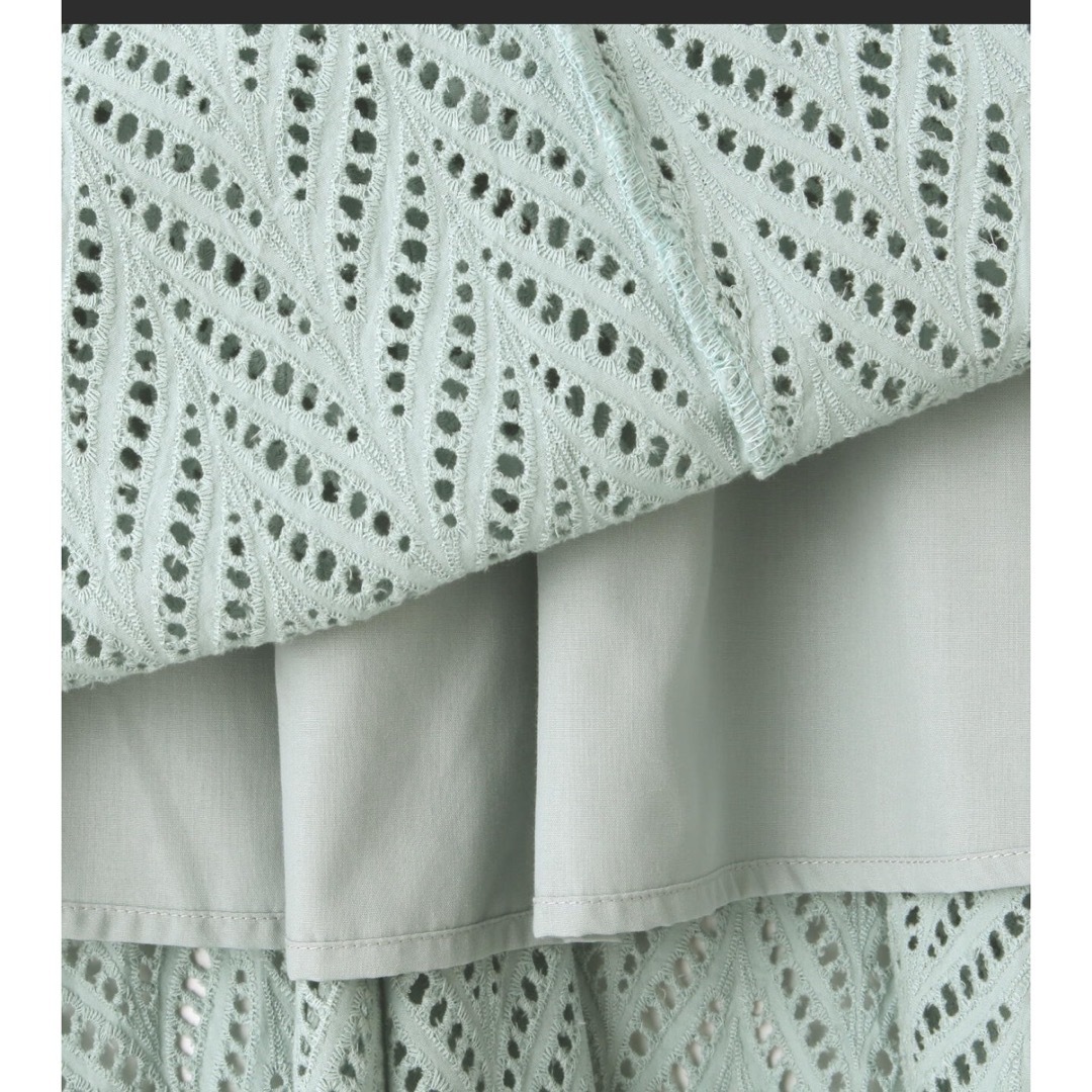 NATURAL BEAUTY BASIC(ナチュラルビューティーベーシック)の新品ナチュラルビューティベーシック今季リーフレースボリュームスカートM レディースのスカート(ロングスカート)の商品写真
