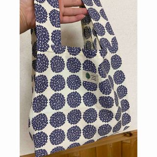 ハンドメイド　エコバッグ　コンビニサイズ　紫陽花　白(エコバッグ)