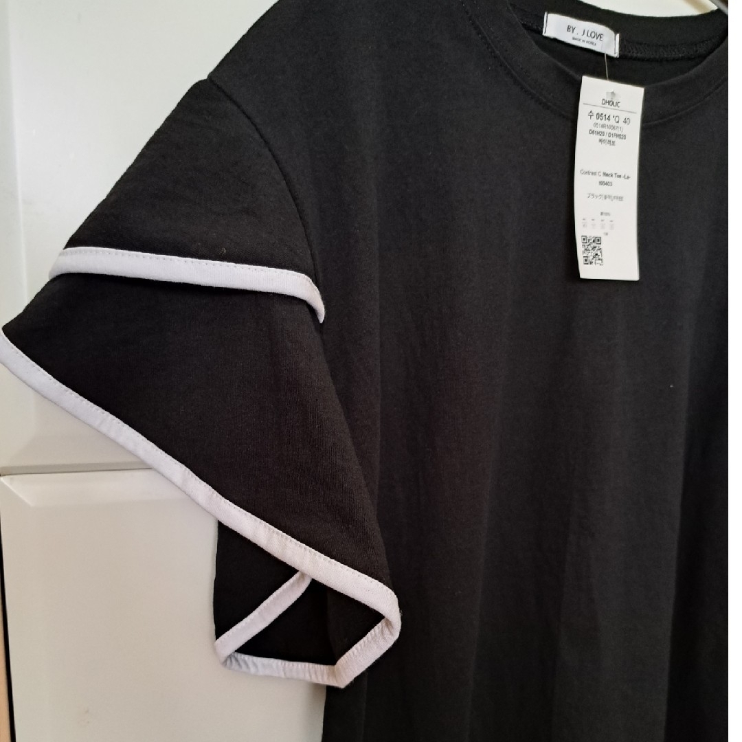 dholic(ディーホリック)のdholic 配色フレアスリーブTシャツ レディースのトップス(シャツ/ブラウス(長袖/七分))の商品写真