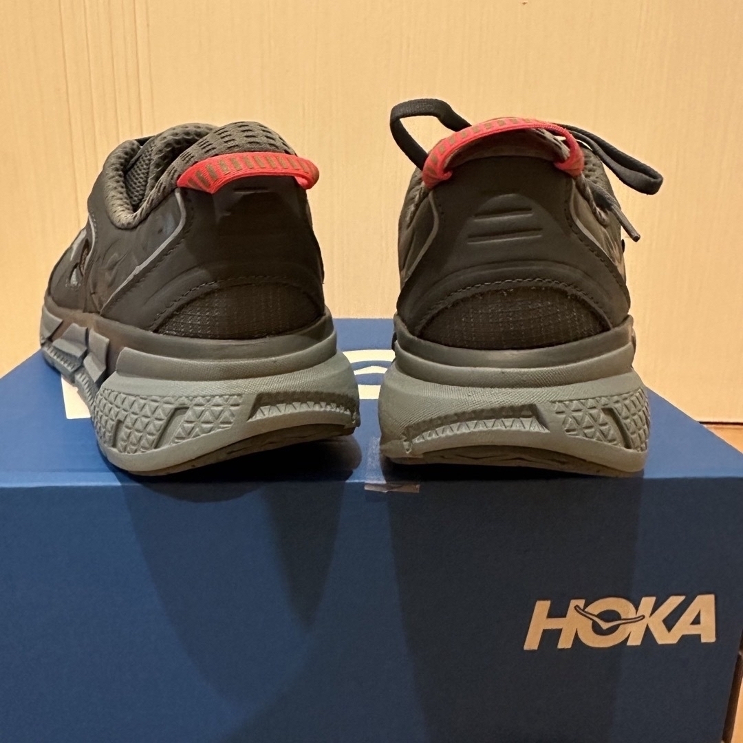 HOKA ONE ONE(ホカオネオネ)のEU45 1/3  ホカオネオネ　U CLIFTON L GTX ブルーレザー メンズの靴/シューズ(スニーカー)の商品写真