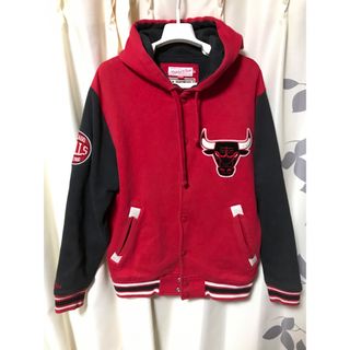 ミッチェルアンドネス(MITCHELL & NESS)のミッチェルアンドネス NBA シカゴブルズ スタジャン サイズ M(スタジャン)