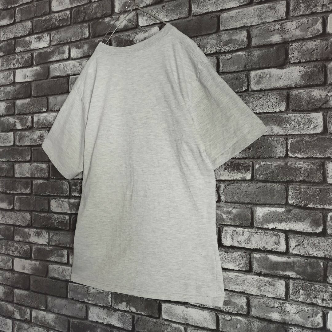 Reebok(リーボック)のリーボックNHLデトロイトレッドウィングスチームビッグロゴ霜降りtシャツTシャツ メンズのトップス(Tシャツ/カットソー(半袖/袖なし))の商品写真