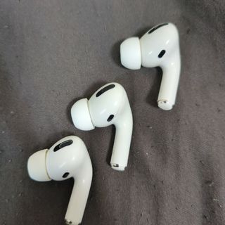 アップル(Apple)のairpods pro 右耳 ジャンク 3個セット(ヘッドフォン/イヤフォン)