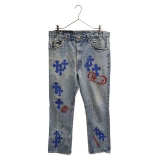 クロムハーツ(Chrome Hearts)のCHROME HEARTS クロムハーツ ×LEVI'S STENCIL DENIM ステンシル ペイントデザインクロスパッチ付きデニムパンツ リーバイス インディゴ/ブルー/レッド(デニム/ジーンズ)