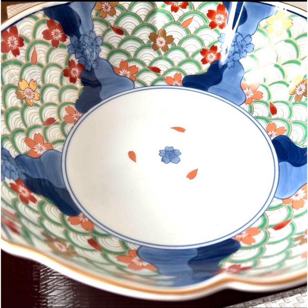 秀山作 鉢 新品未使用 (秀山窯 吉祥 金彩桜吹雪 波模様 大鉢の 秀山作 鉢 新品未使用 (秀山窯 吉祥 金彩桜吹雪 波模様 大鉢の