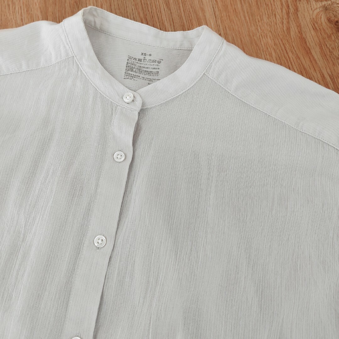 MUJI (無印良品)(ムジルシリョウヒン)の無印良品　半袖シャツ　洗いざらし強撚フレンチスリーブブラウス　綿100% レディースのトップス(シャツ/ブラウス(半袖/袖なし))の商品写真