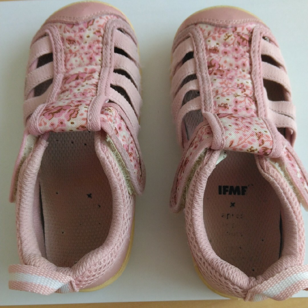 IFME(イフミー)のIFME　サンダル　17 キッズ/ベビー/マタニティのキッズ靴/シューズ(15cm~)(サンダル)の商品写真