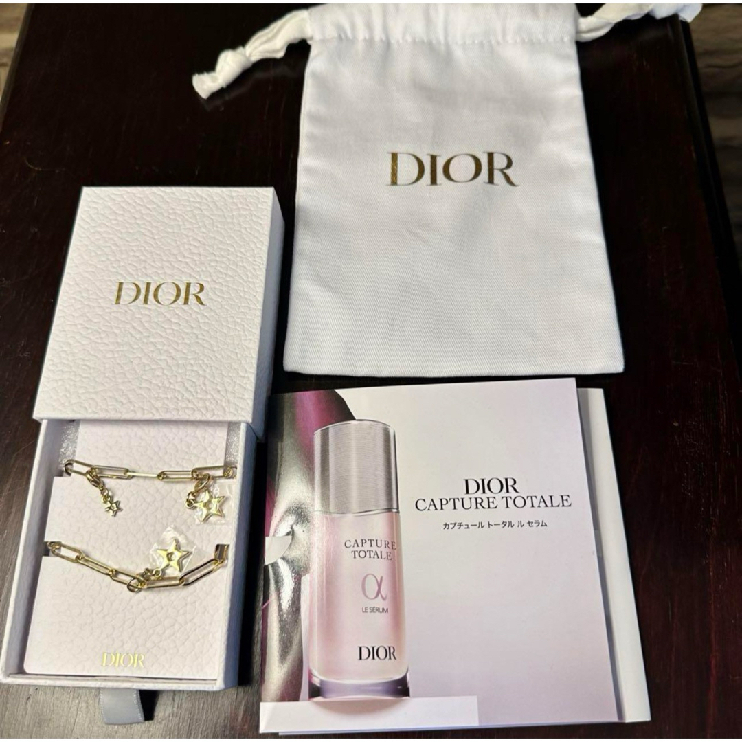 Dior(ディオール)のDiorディオール✳︎ブレスレット　サンプル　ポーチ　ノベルティ レディースのアクセサリー(ブレスレット/バングル)の商品写真