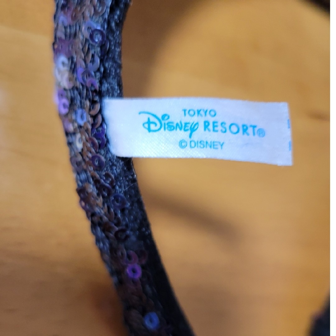 Disney(ディズニー)のディズニー　スパンコール　カチューシャ　ネイビー レディースのヘアアクセサリー(カチューシャ)の商品写真