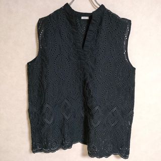 イエナ(IENA)のIENA カットワークスキッパーブラウス レース　刺繍定価19800円 22-051-900-0400-2-0 ブラウス シャツ 2022SS ブラック レディース イエナ【中古】4-0507S△(シャツ/ブラウス(半袖/袖なし))