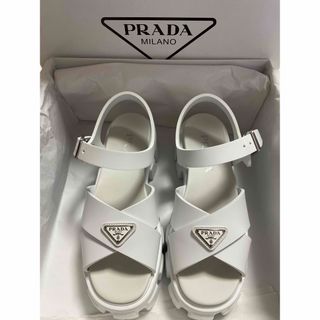 プラダ(PRADA)の正規　新品　未使用　PRADA サンダル　37 新作　白(サンダル)