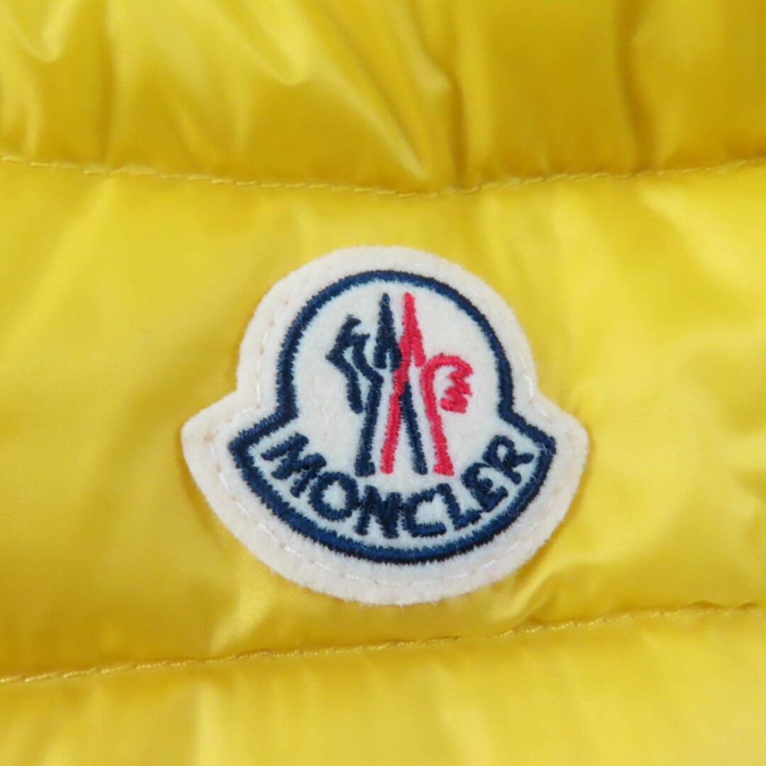 MONCLER(モンクレール)の未使用品★MONCLER モンクレール 2021年製 LIANE リアーネ ロゴワッペン付 ダウンベスト イエロー 黄色 2 正規品 レディース 暖か◎ レディースのジャケット/アウター(ダウンベスト)の商品写真