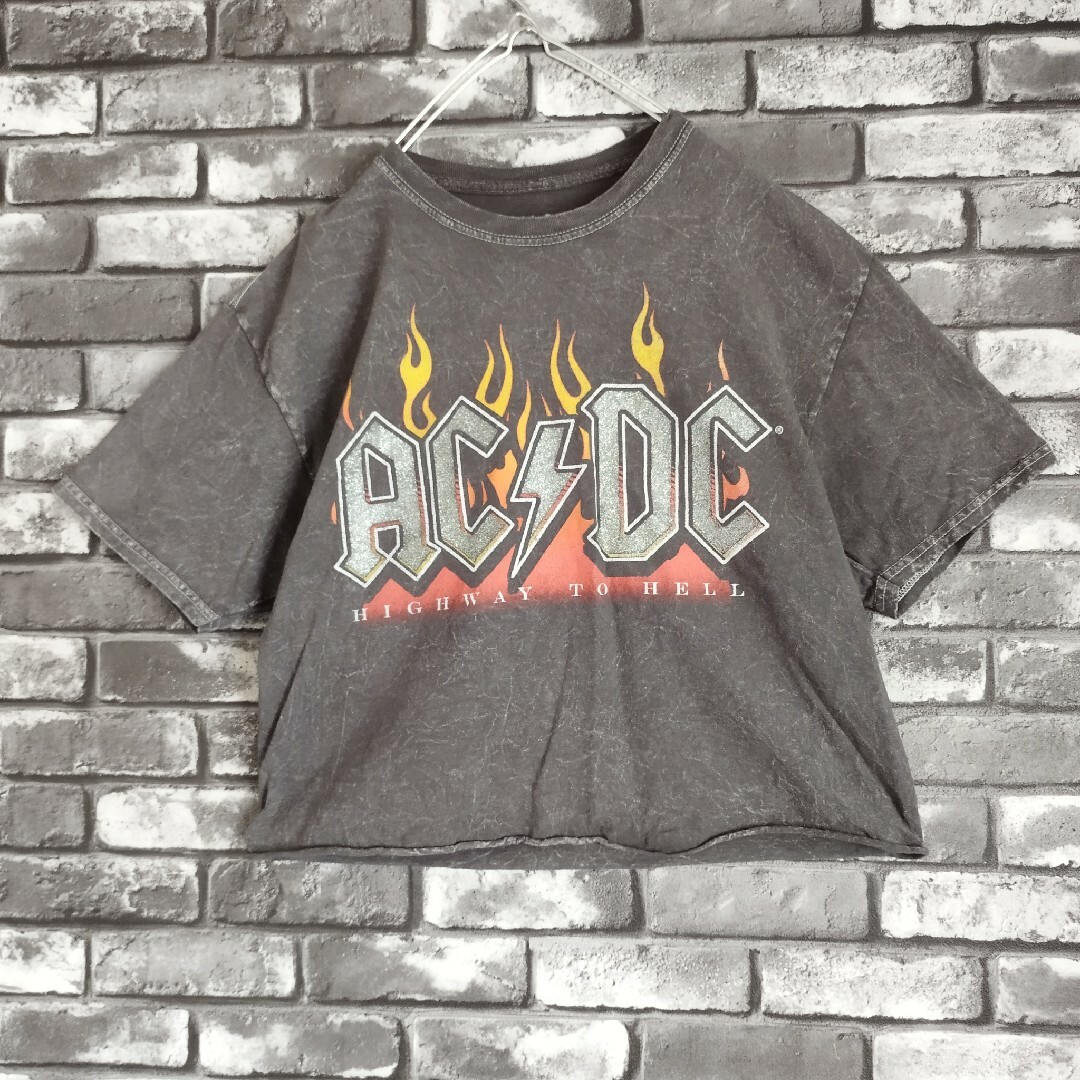 MUSIC TEE(ミュージックティー)のACDC鬼フェードロックバンドtシャツTシャツバンTバンtビッグロゴacdc半袖 メンズのトップス(Tシャツ/カットソー(半袖/袖なし))の商品写真