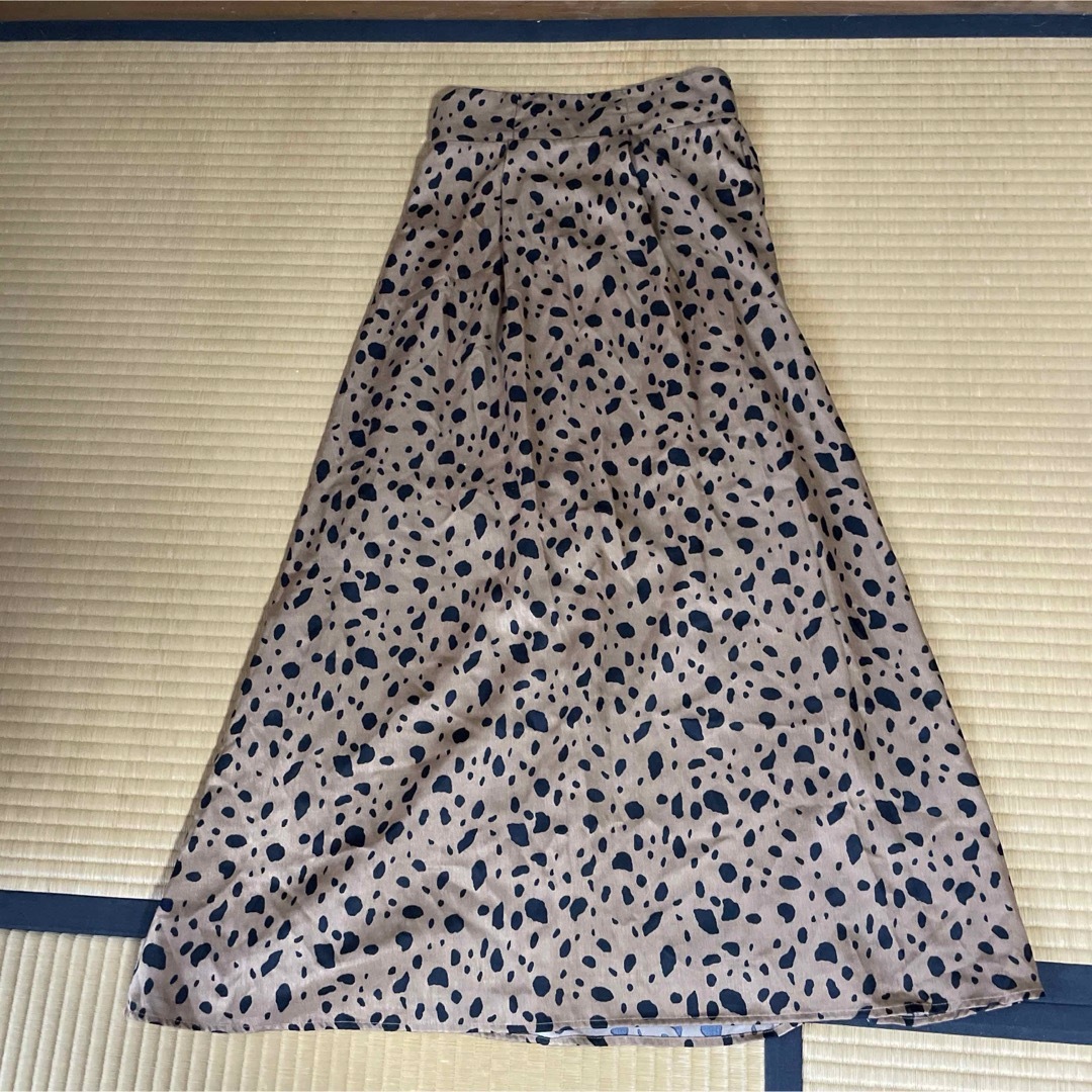 アニマルプリントのスカート レディースのスカート(ロングスカート)の商品写真
