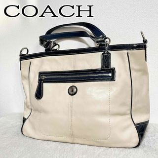 コーチ(COACH)の美品✨COACH コーチセミショルダーバッグトートバッグホワイト白レッド赤(ショルダーバッグ)