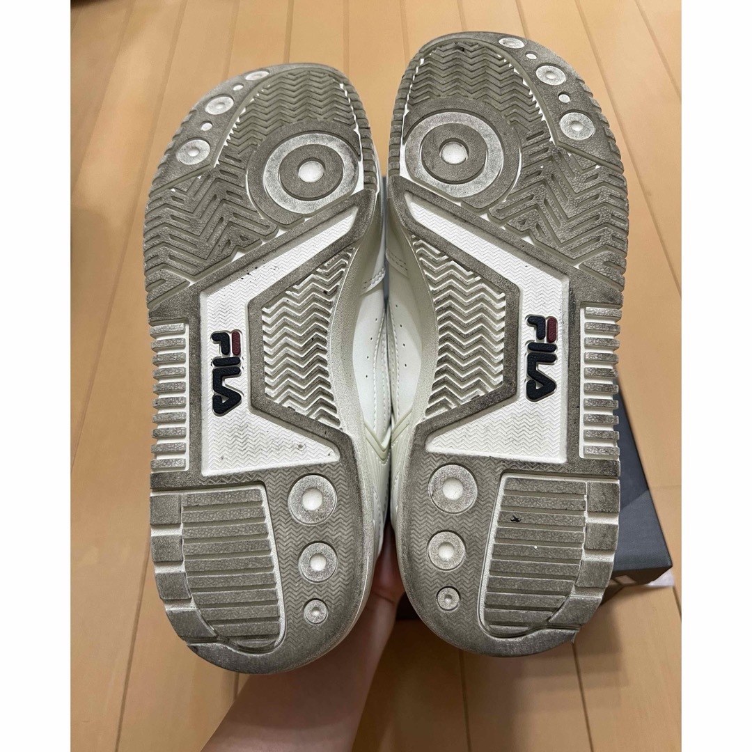 SNIDEL(スナイデル)のSNIDEL×FILAスニーカー　美品　23cm レディースの靴/シューズ(スニーカー)の商品写真