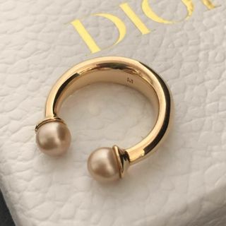 クリスチャンディオール(Christian Dior)の【未使用】クリスチャン ディオール トライバルリング パール ピンクゴールド(リング(指輪))