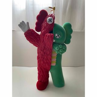 MEDICOM TOY - 【KAWS 】 ガチャピンとムックデザイン KACHAMUKKU