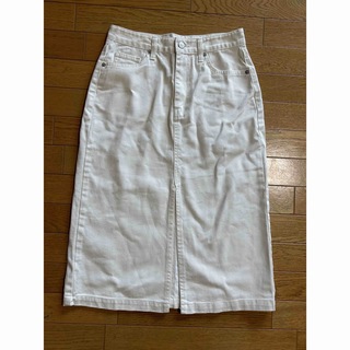 カフェノワール　ホワイトスカート　フロントスリット　Mサイズ(ひざ丈スカート)