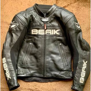 ベリック　BERIK バイク　レーシングスーツ　ジャケット