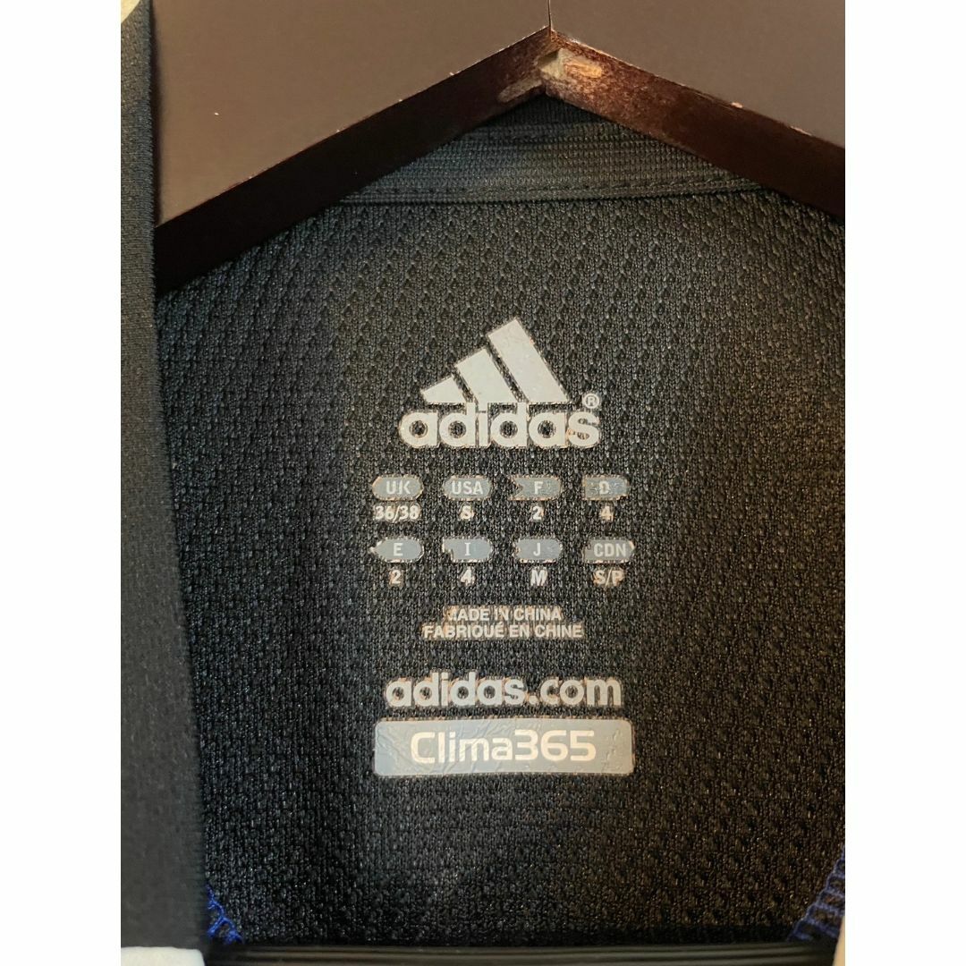 adidas(アディダス)のadidas　チェルシーFC　ウェア　ユニフォーム　Mサイズ　0503 スポーツ/アウトドアのサッカー/フットサル(ウェア)の商品写真
