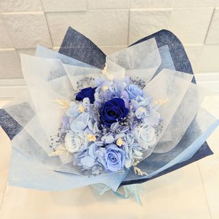 プリザーブドフラワースタンディング花束　ミニサイズ　ブルー