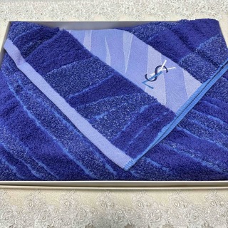 イヴサンローラン(Yves Saint Laurent)のイヴサンローラン  バスタオル　新品(タオル/バス用品)