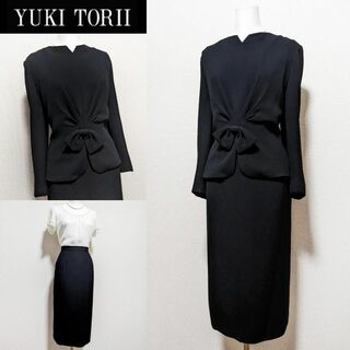 ユキトリイインターナショナル(YUKI TORII INTERNATIONAL)の⁑ユキトリイ　高級喪服礼服　9号　背中くるみボタン　リボン(礼服/喪服)
